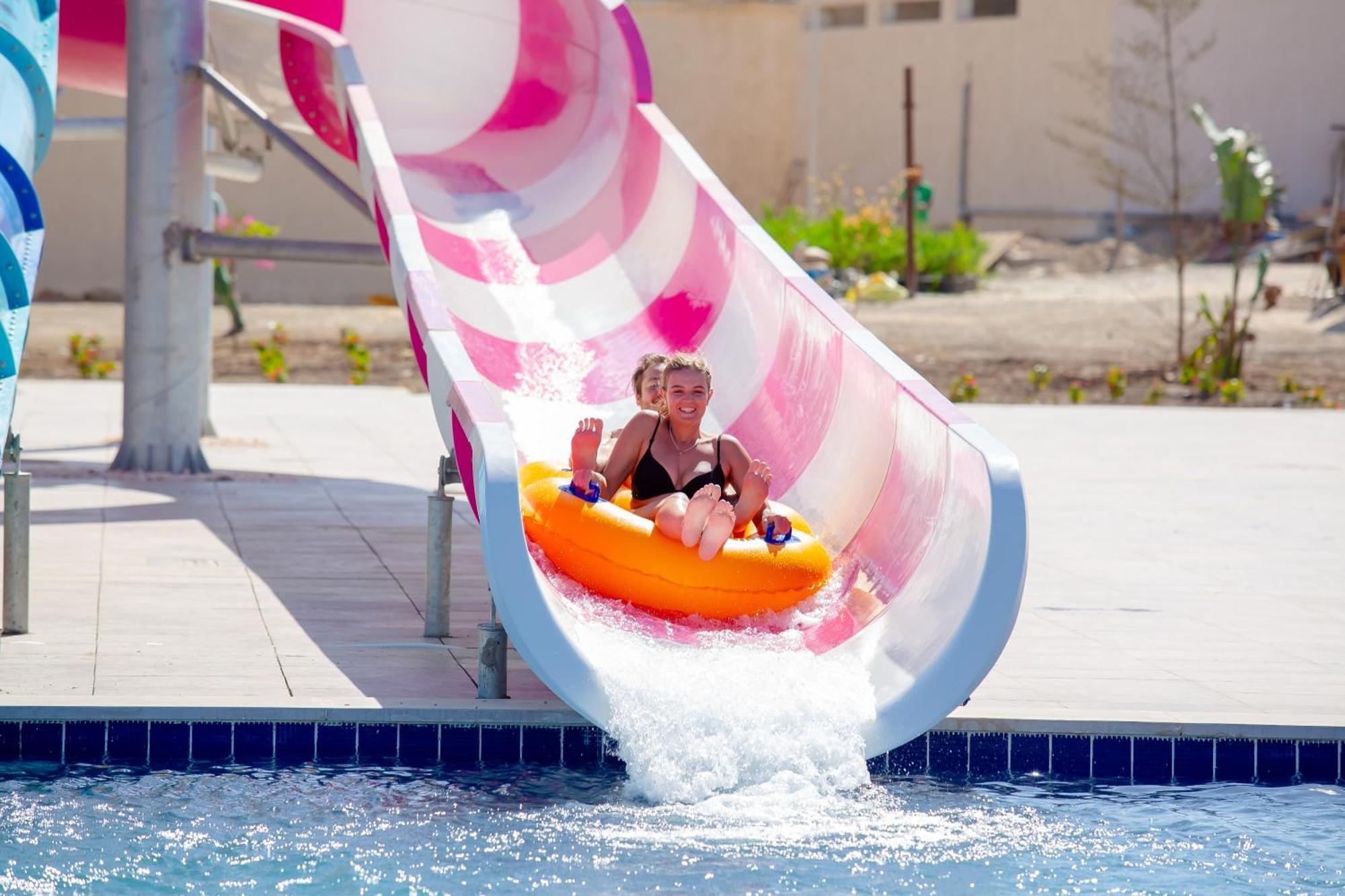 Pickalbatros Sea World Resort - Marsa Alam- "Aqua Park" El Qoseir Exterior photo